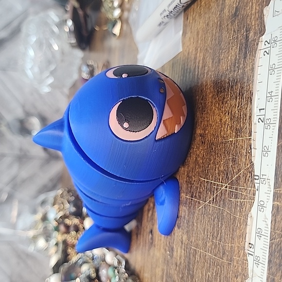 GIVEAWAY LIVE SHOW LISTING - Picture 1 of 3